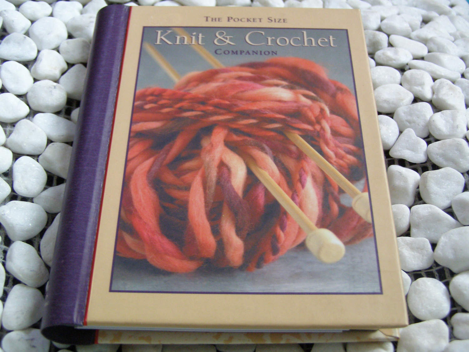 The Pocket Size Knit & Crochet Companion - Click Image to Close